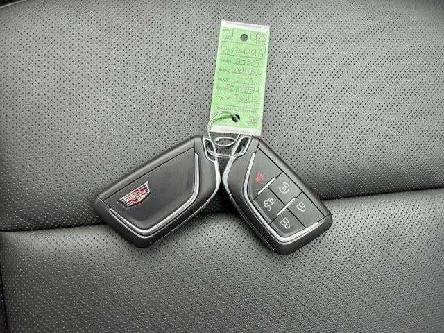 2025 Cadillac CT5 4dr Sdn Premium Luxury