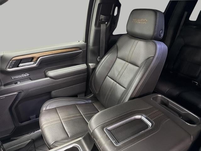 2022 Chevrolet Silverado 1500 4WD Crew Cab 147 High Country