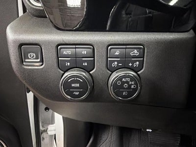 2022 Chevrolet Silverado 1500 4WD Crew Cab 147 High Country