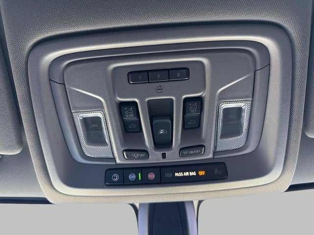 2020 Chevrolet Silverado 1500 4WD Crew Cab 147 RST