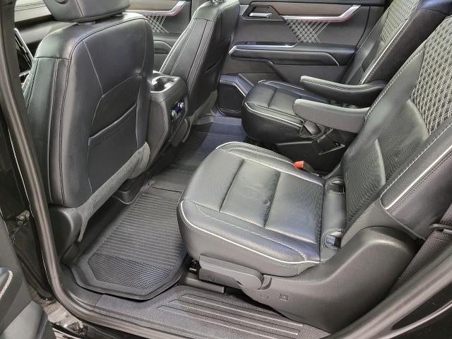 2024 GMC Acadia AWD 4dr Denali