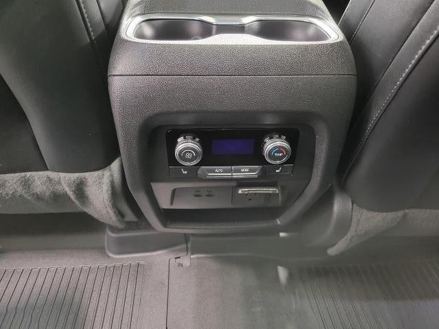 2024 GMC Acadia AWD 4dr Denali
