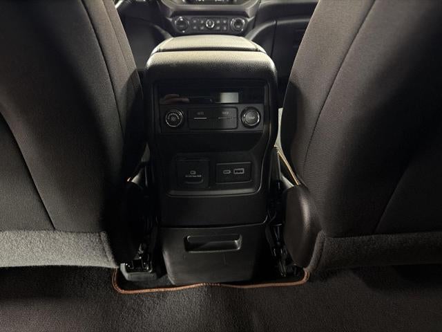 2023 GMC Acadia AWD 4dr AT4