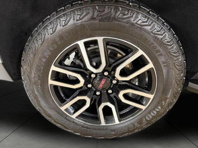 2024 GMC Yukon 4WD 4dr AT4
