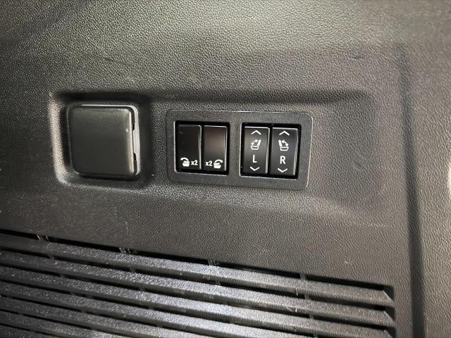 2021 Chevrolet Suburban 4WD 4dr Premier