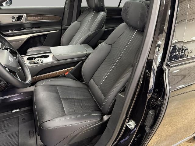 2026 Cadillac VISTIQ AWD 4dr Sport