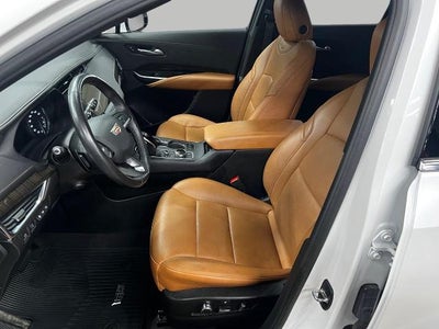 2022 Cadillac XT4 AWD 4dr Premium Luxury