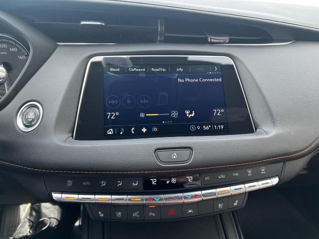 2022 Cadillac XT4 AWD 4dr Premium Luxury