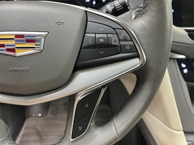 2023 Cadillac XT5 AWD 4dr Premium Luxury