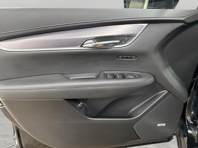 2024 Cadillac XT6 Luxury