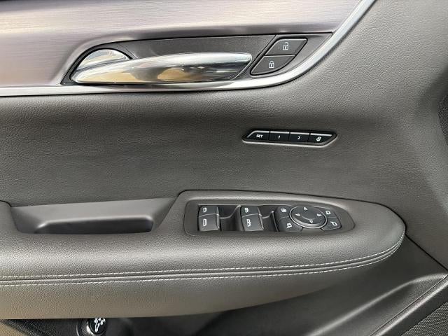 2024 Cadillac XT6 Luxury