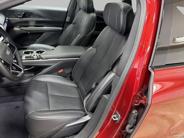 2024 Cadillac LYRIQ 4dr Luxury w/1SC