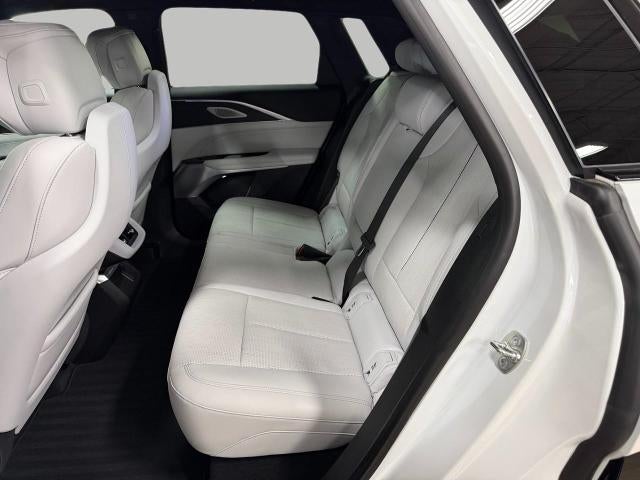 2024 Cadillac LYRIQ 4dr Luxury w/1SD