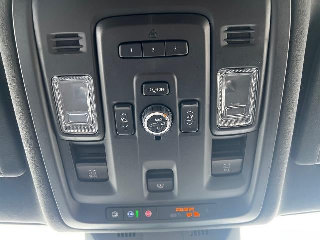 2023 Cadillac Escalade 4WD 4dr Sport Platinum