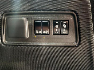 2023 Cadillac Escalade ESV 4WD 4dr Premium Luxury