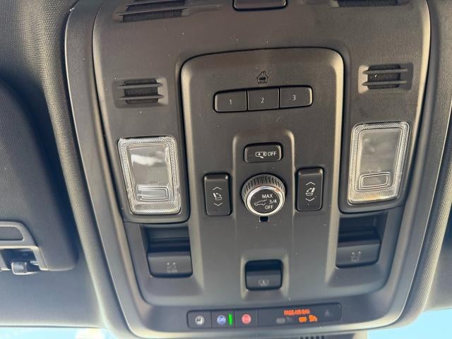 2023 Cadillac Escalade ESV 4WD 4dr Premium Luxury