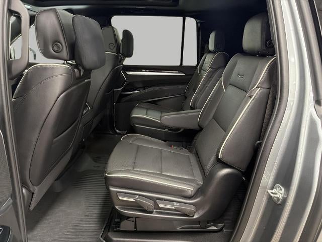 2025 Cadillac Escalade ESV 4WD 4dr Premium Luxury