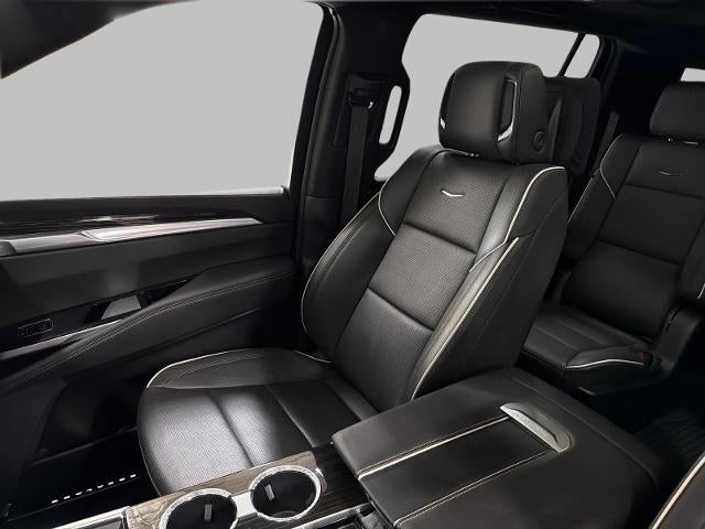 2025 Cadillac Escalade ESV 4WD 4dr Premium Luxury