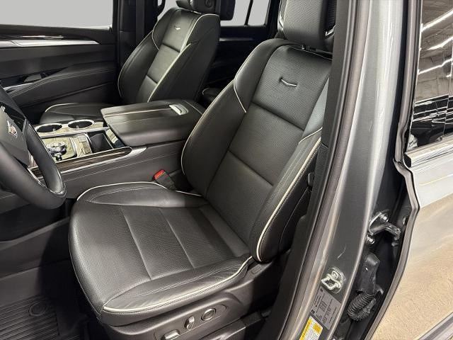 2025 Cadillac Escalade ESV 4WD 4dr Premium Luxury