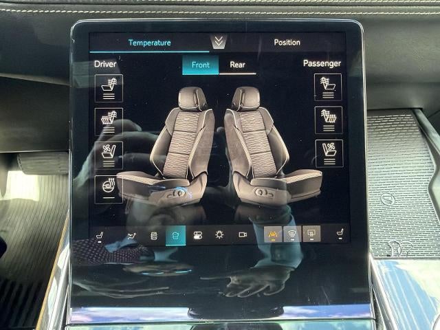 2025 Cadillac Escalade ESV 4WD 4dr Premium Luxury