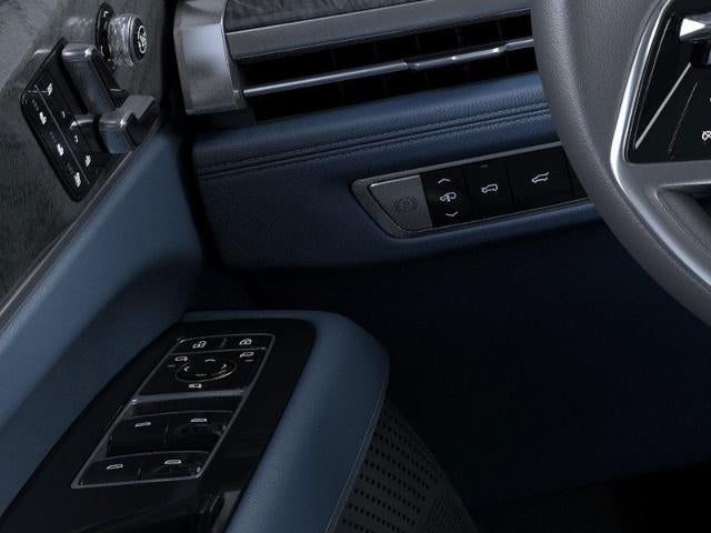 2025 Cadillac ESCALADE IQ AWD 4dr Sport 2