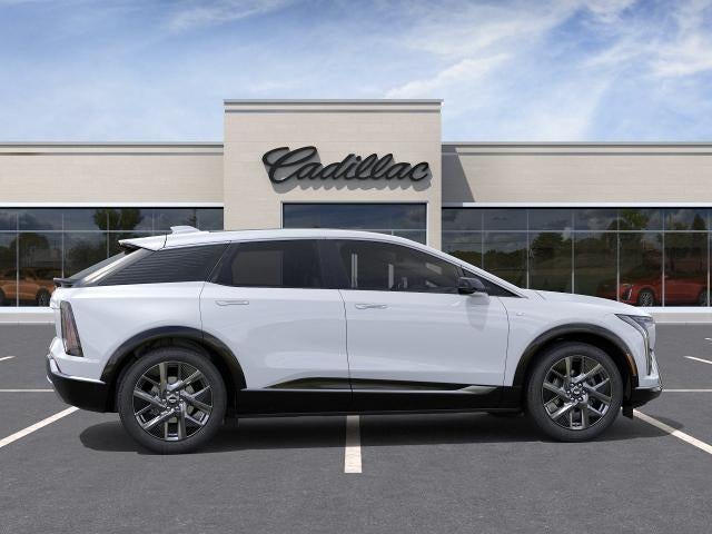 2027 Cadillac OPTIQ 4dr Luxury