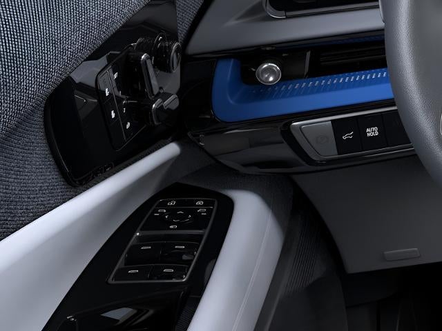 2025 Cadillac OPTIQ AWD 4dr Luxury w/1SC