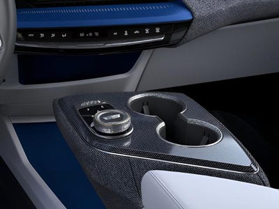 2025 Cadillac OPTIQ AWD 4dr Luxury w/1SC