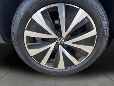 2022 Volkswagen Taos SE 4MOTION