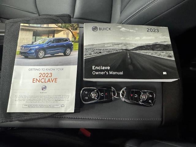 2023 Buick Enclave AWD 4dr Essence