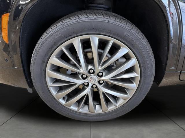 2025 Buick Enclave 4dr Avenir