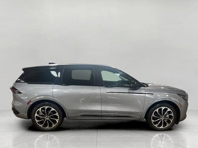 2025 Lincoln Nautilus Reserve AWD