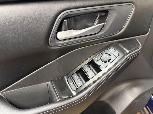 2025 Nissan Rogue AWD SV