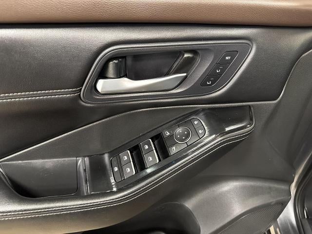 2023 Nissan Rogue AWD SL