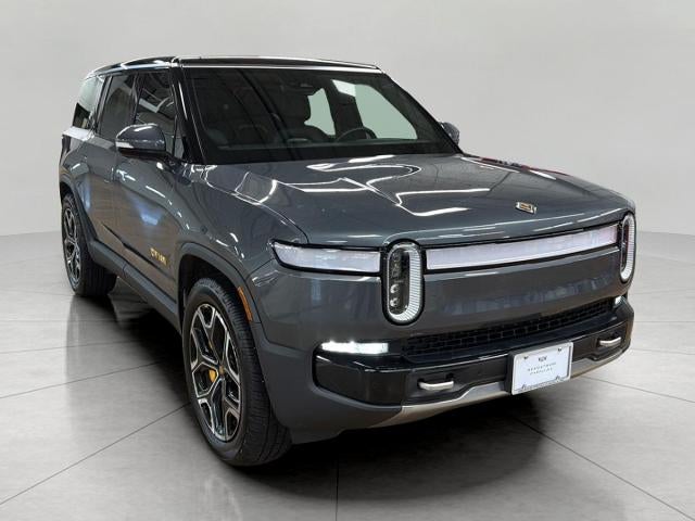 2023 Rivian R1S Adventure Quad-Motor Large Pack's photo