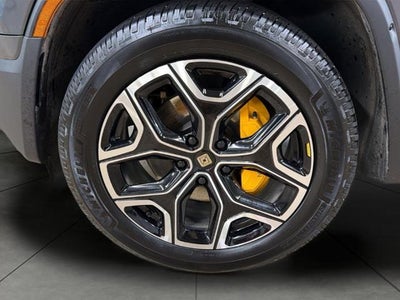 2023 RIVIAN R1S Adventure Quad-Motor Large Pack