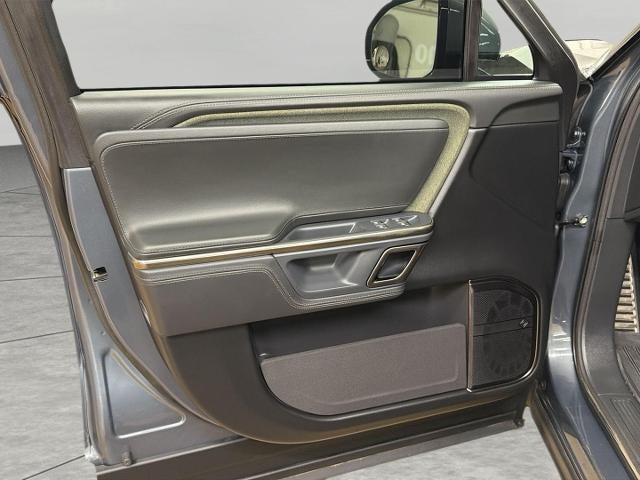 2023 RIVIAN R1S Adventure Quad-Motor Large Pack