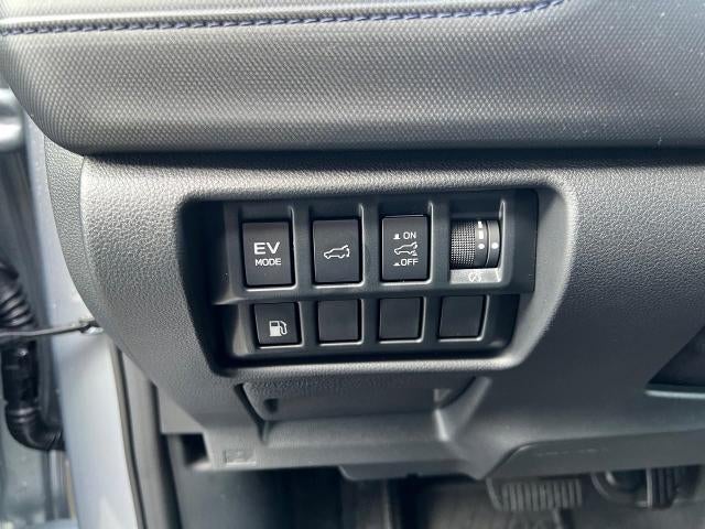 2025 Subaru Forester Premium Hybrid AWD