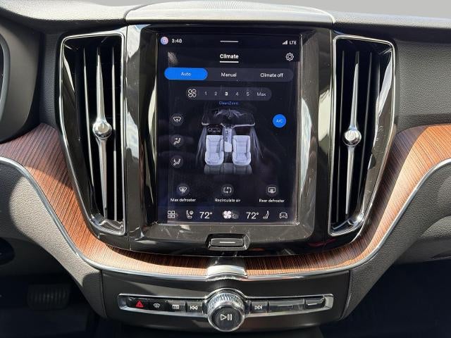 2023 Volvo XC60 B5 AWD Plus Bright Theme