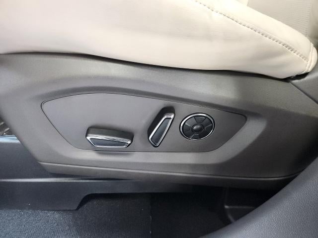 2020 Ford Explorer PLATINUM 4WD **HANDS FREE LIFTGATE**360-DEGREE CAMERA**HEATED & VENTILATED FRONT SEATS**