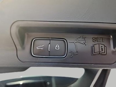 2023 Ford Explorer XLT 4WD