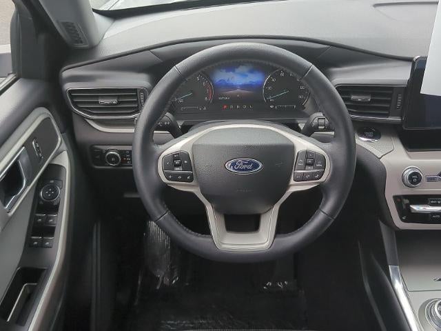 2023 Ford Explorer XLT 4WD