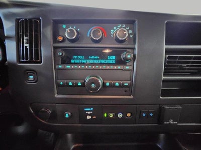 2025 Chevrolet Express Passenger 3500 RWD 3500 155 LT