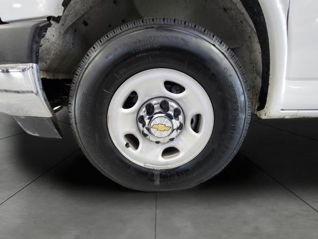 2025 Chevrolet Express Passenger 3500 RWD 3500 155 LT