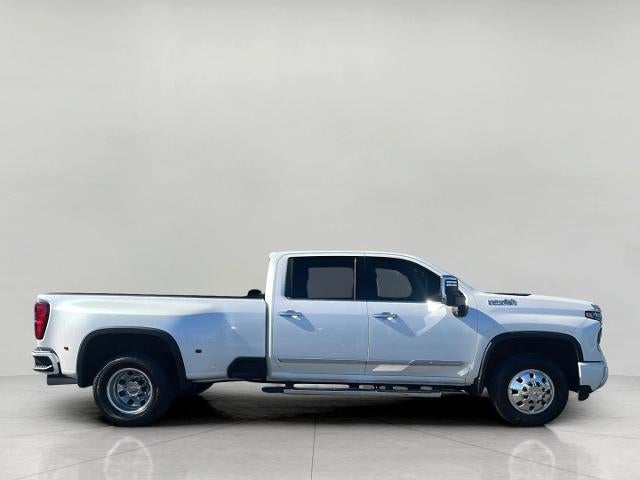 2025 Chevrolet Silverado 3500 HD 4WD Crew Cab 159 High Country