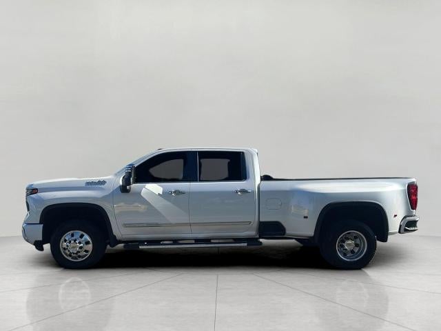 2025 Chevrolet Silverado 3500 HD 4WD Crew Cab 159 High Country