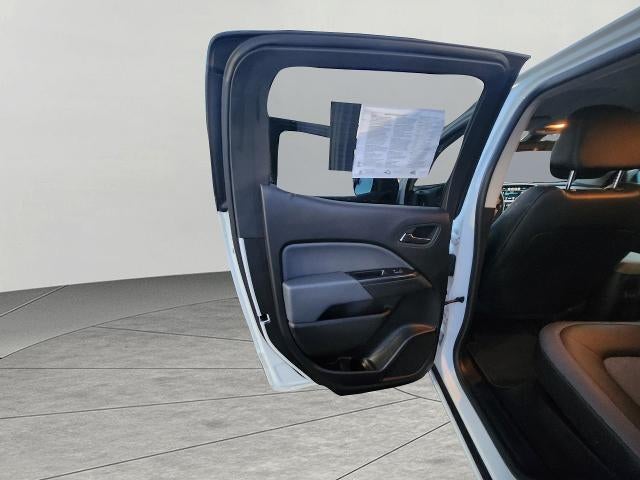 2016 Chevrolet Colorado 4WD CREW CAB 128.3 Z71 **REAR PARKING CAMERA**REMOTE KEYLESS ENTRY**HEATED FRONT SEATS**