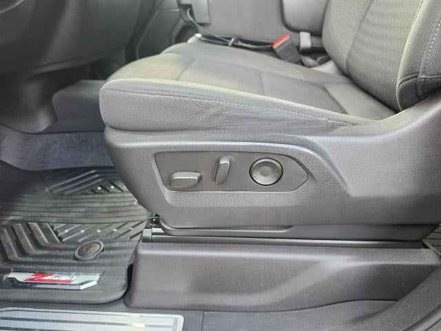 2023 Chevrolet Silverado 1500 4WD Double Cab 147 RST
