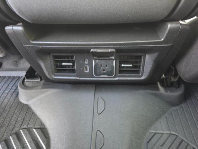 2023 Chevrolet Silverado 1500 4WD Double Cab 147 RST