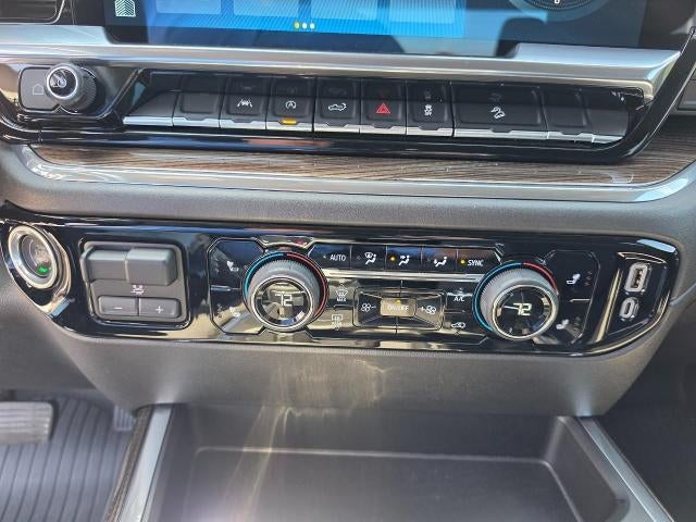 2023 Chevrolet Silverado 1500 4WD Crew Cab 147 RST